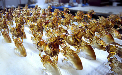 長(zhǎng)出工藝品(多圖),古法琉璃廠,琉璃廠批發(fā)